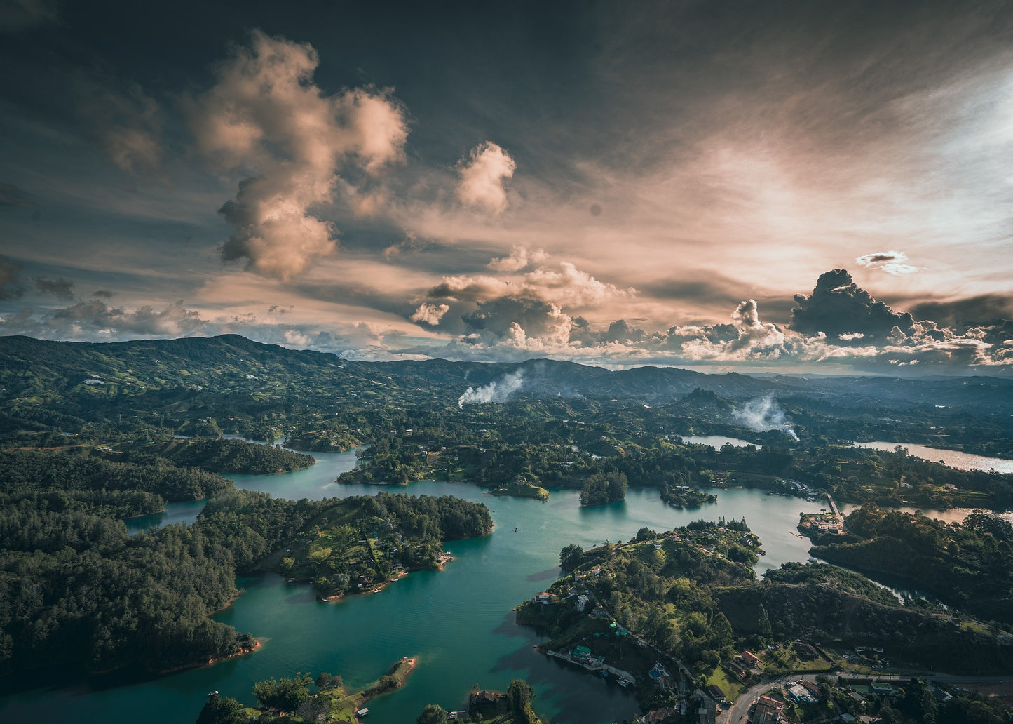 Colombia eSIM - Roamic