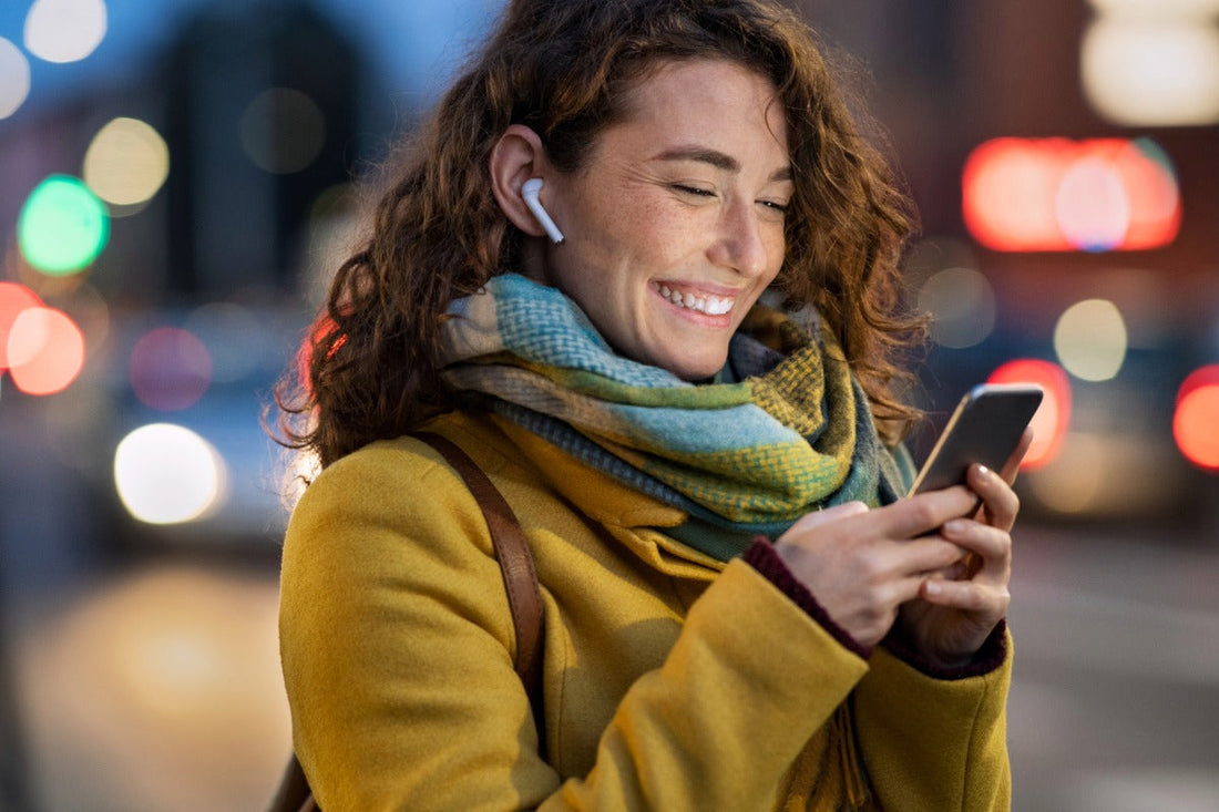 Jetpac vs Roamic: An Honest eSIM Brand Comparison