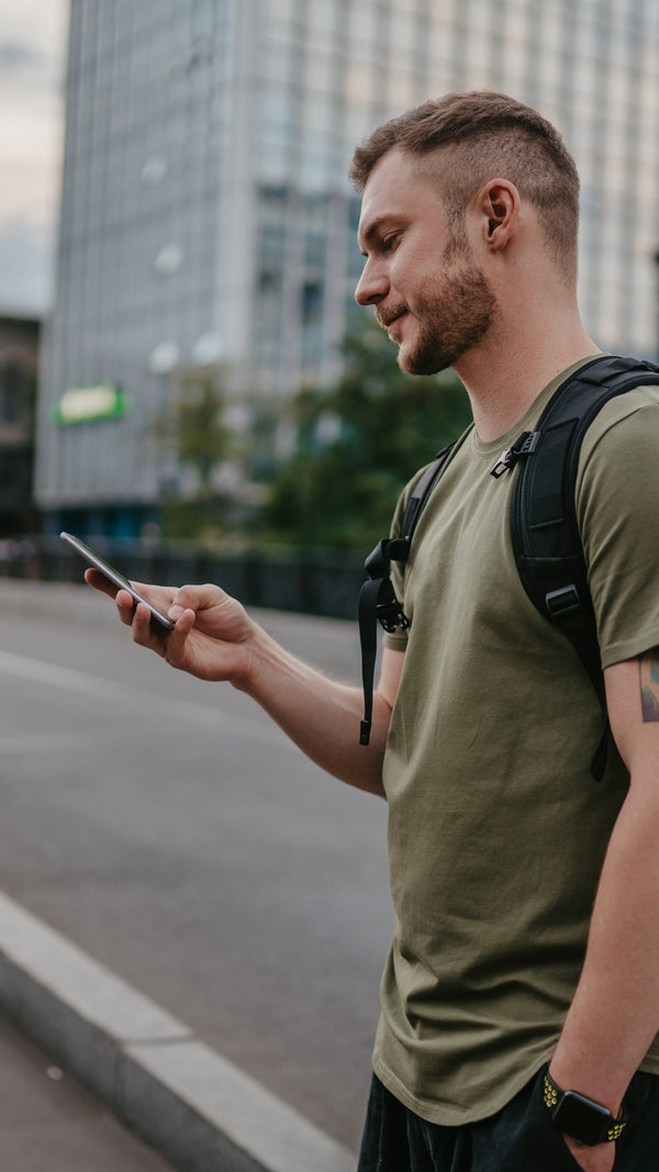 Roamic vs Nomad: Which eSIM is Actually Best for You